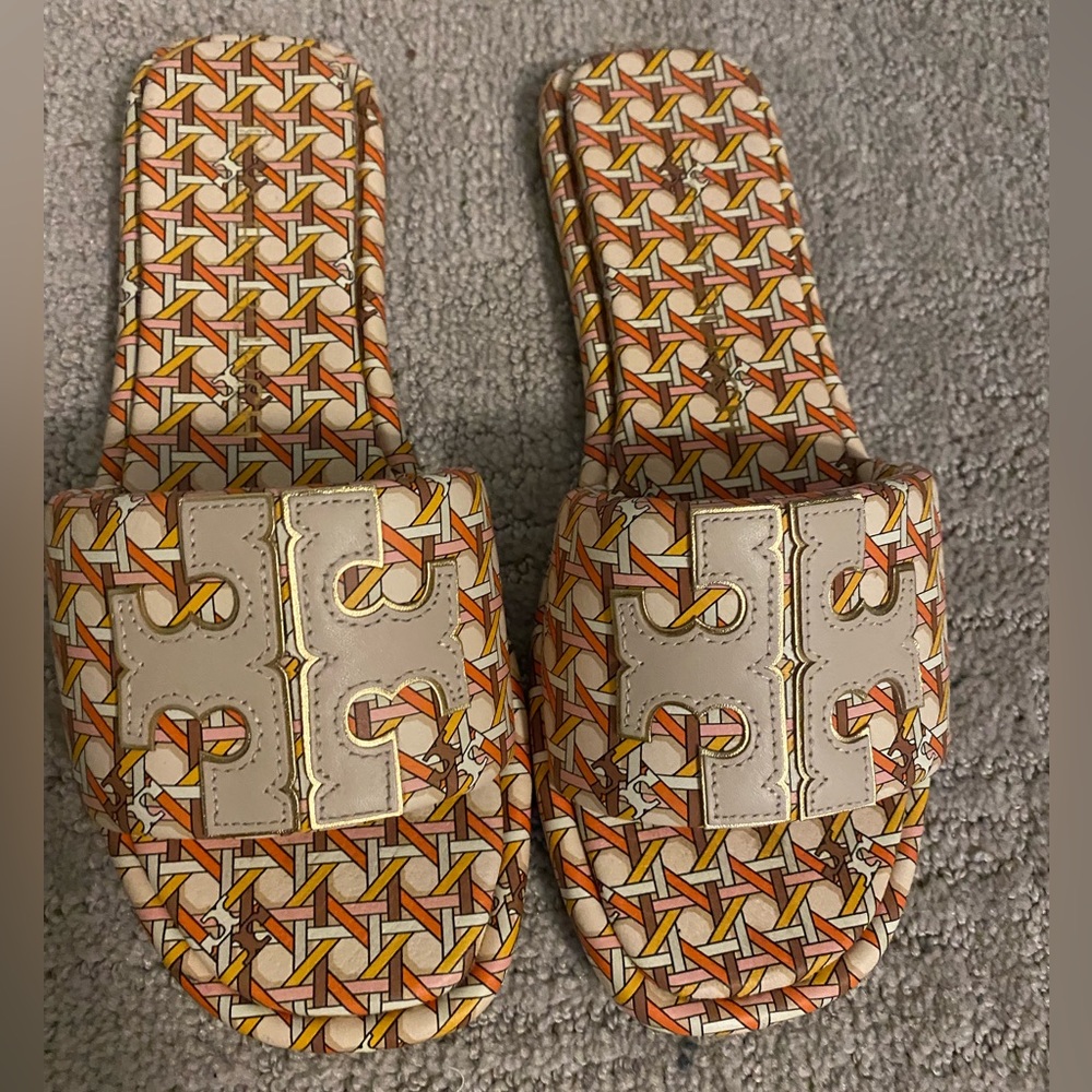 Tory Burch slides size 7.5